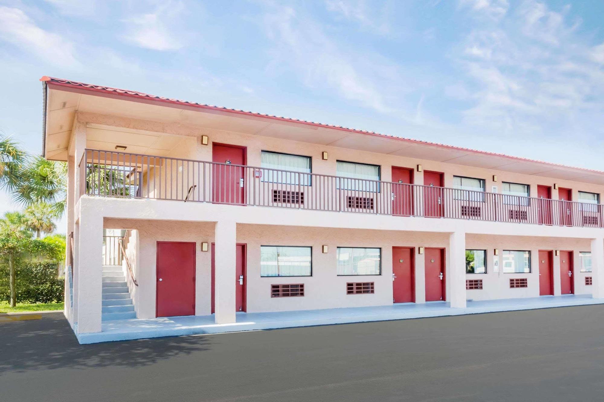 Redfinn Inn Fort Pierce Exteriér fotografie